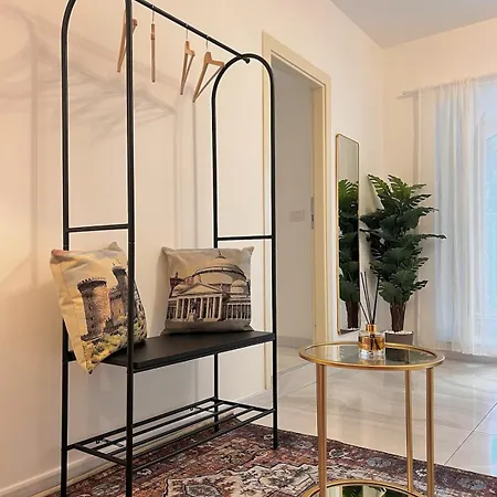 Adelphes - Nel Cuore Di Apartament *