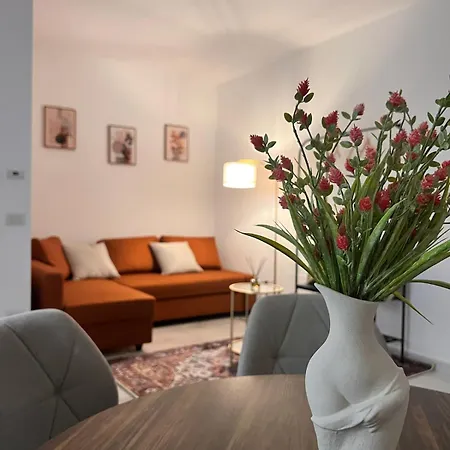 Adelphes - Nel Cuore Di Apartament Neapol